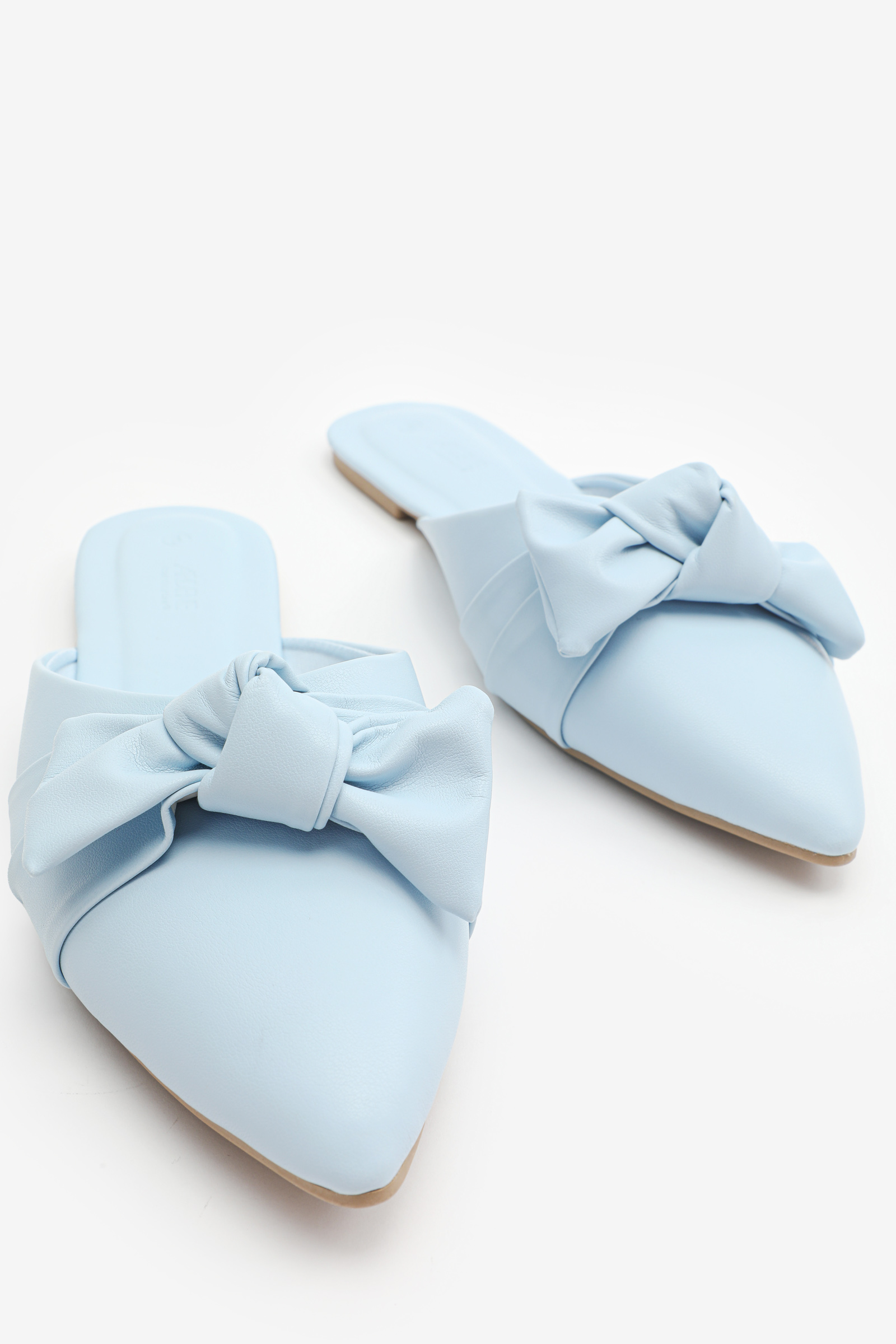 Flat Mules with Knotted Bow